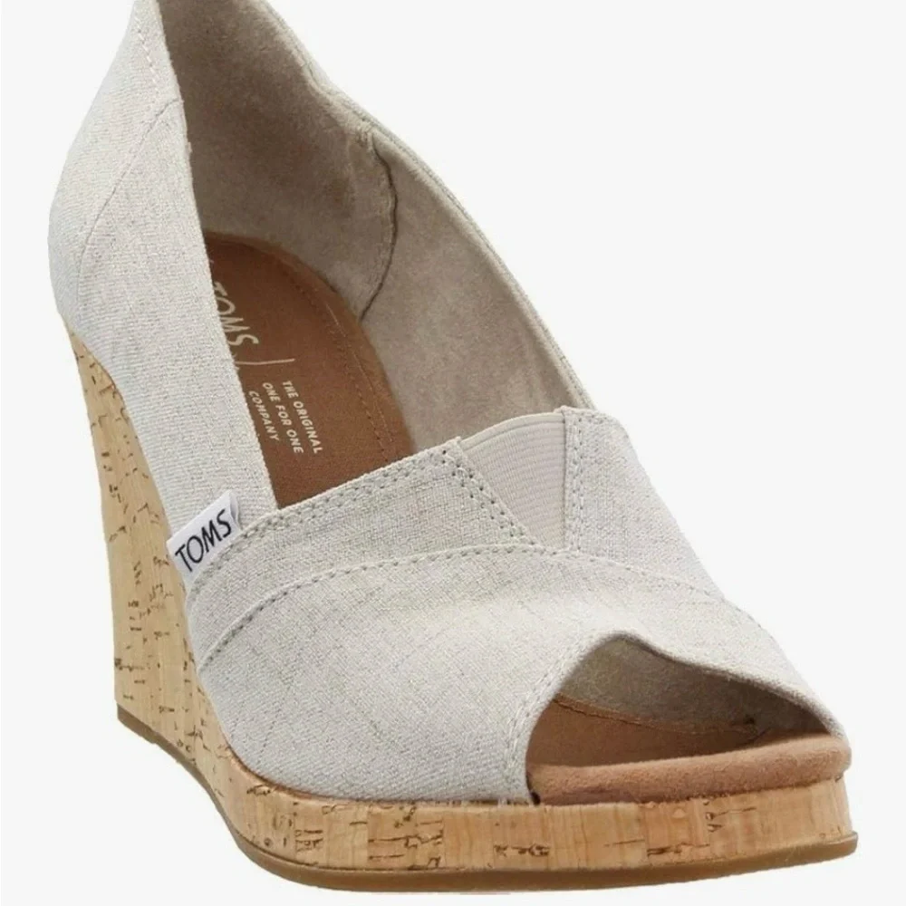 TOMS Beige Crosshatch Wedges - Picture 11 of 12